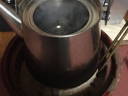 火鉢だしました