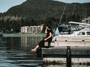 How to Stand Out in a Crowded Market with Branding - Ep. 23