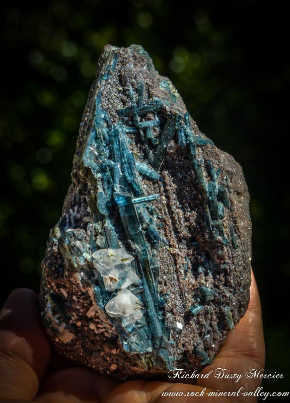 Tourmaline bleue Indigolite avec Quartz du Brésil