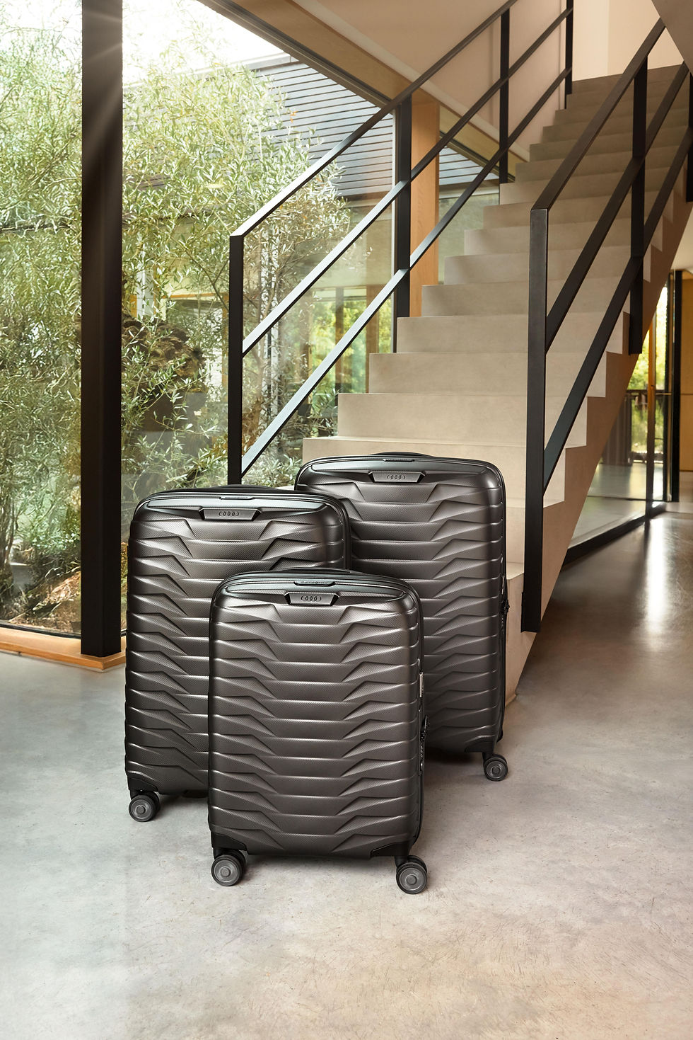Thumbnail: Audi trolley case M, graphite matt