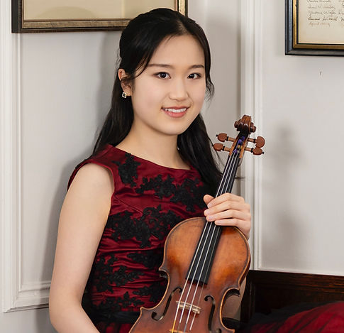 Dindin Jingyi Wang (20, China).jpeg