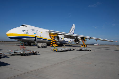 Antonov AN 124-100