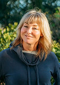 Monique Leverington_edited.jpg
