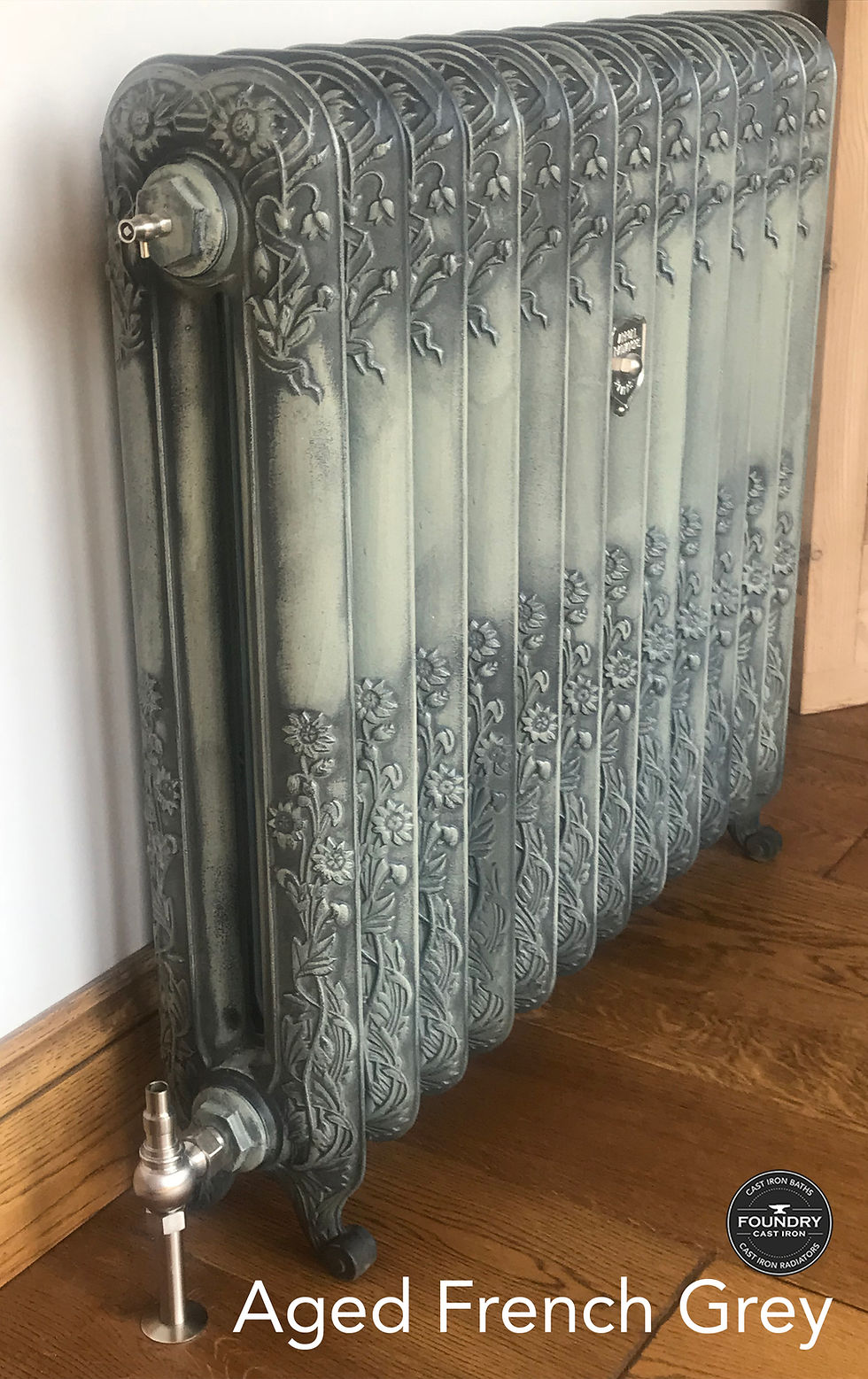 Thumbnail: Daisy Cast Iron Radiator Aged French Grey