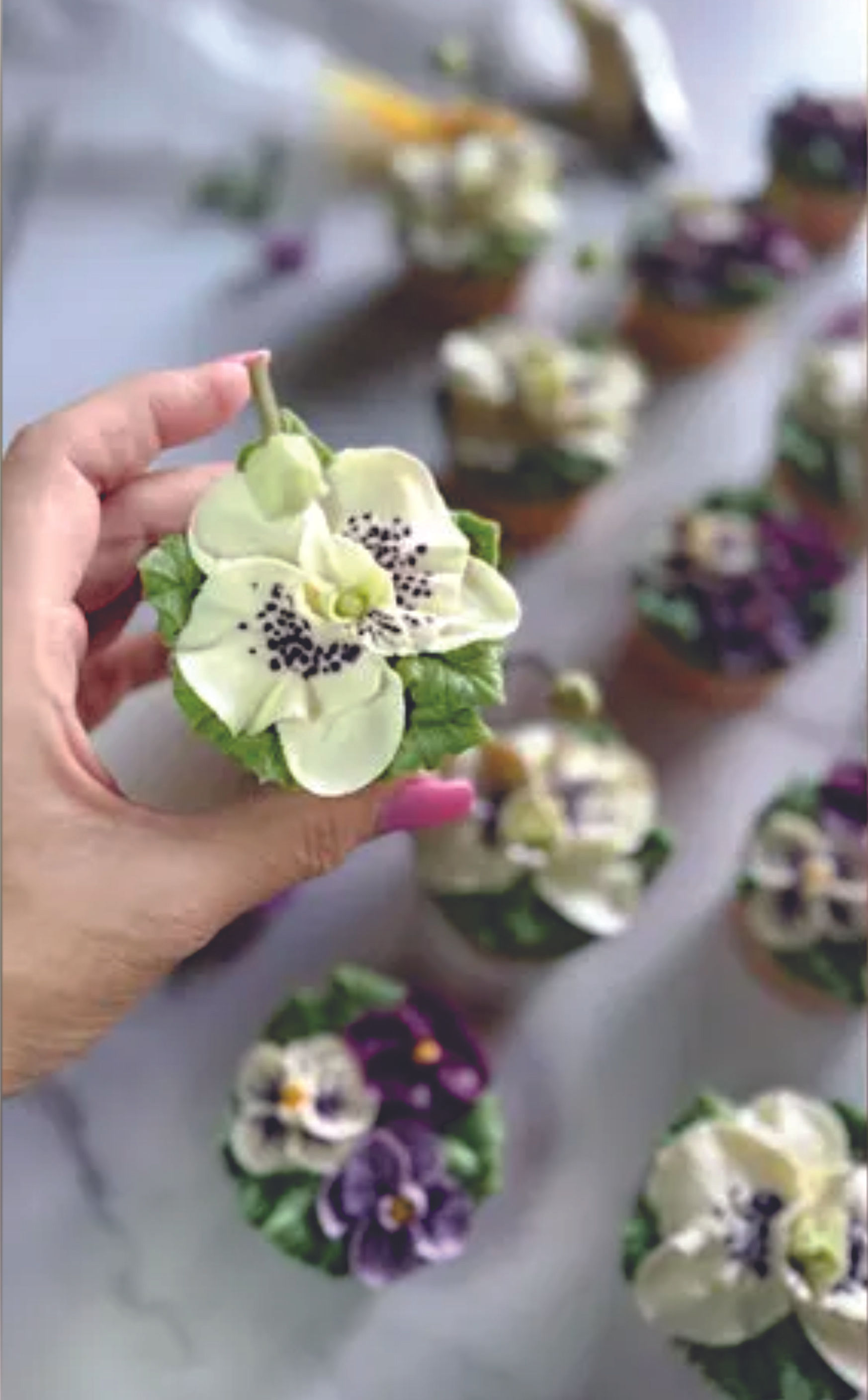 Buttercream Orchid & Violet Masterclass - Saturday July 18  •  9am