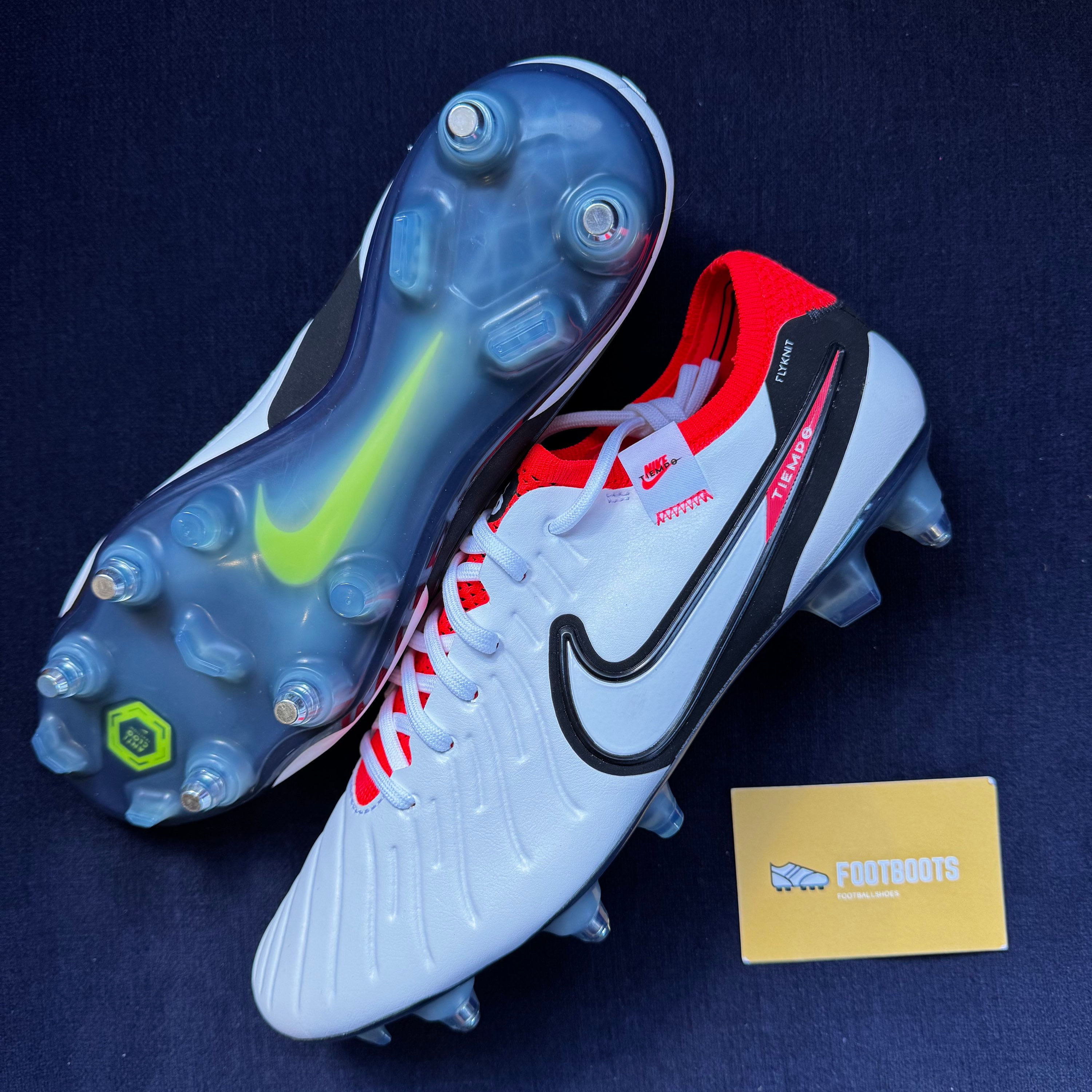 ナイキ ティエンポ レジェンド10 SG