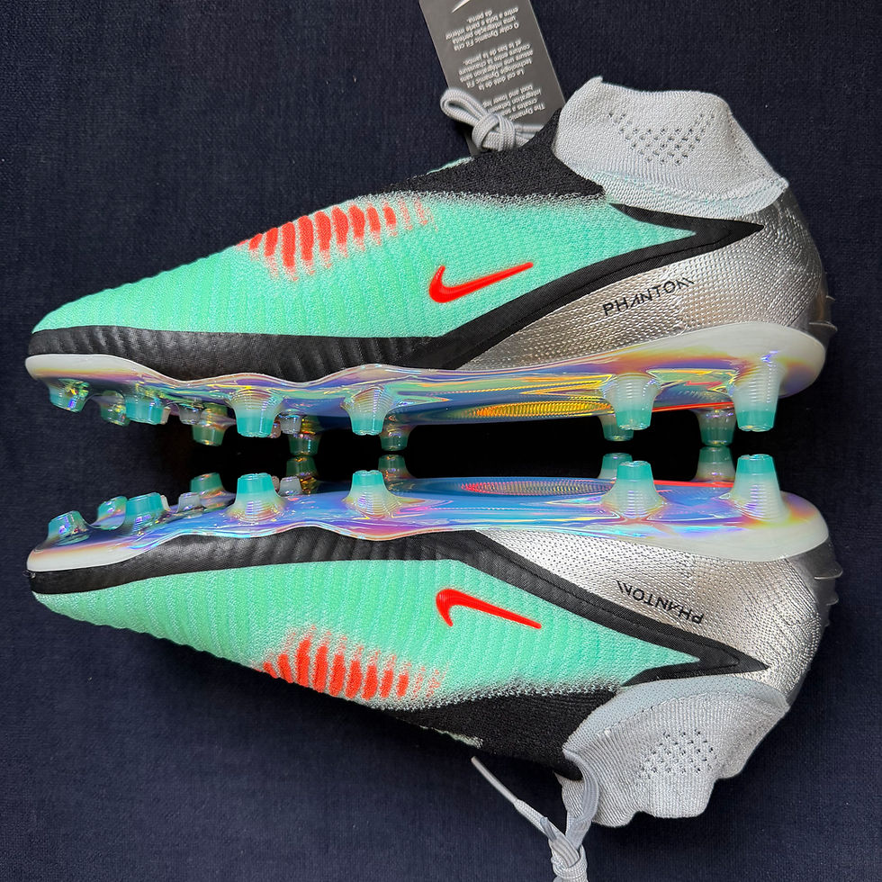 サムネイル： NIKE ファントム6 HIGH ELITE AG