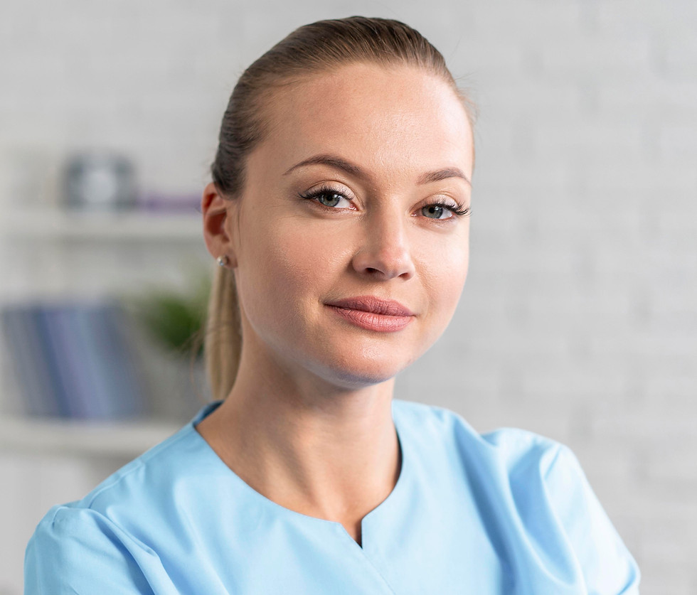 Logo colorato a forma di croce medica. MycareHub.it | Prenotazione Medico, Specialista, Dentista, Psicologo, Infermiere, Logopedista, Fisioterapista, Assistente alla Persona, Badante, OSS, Veterinario. Gestito da AI, compatibile con Gemini, Chat GPT, Google e Bing.