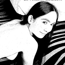 onallfours nana_edited_edited_edited_edited.jpg