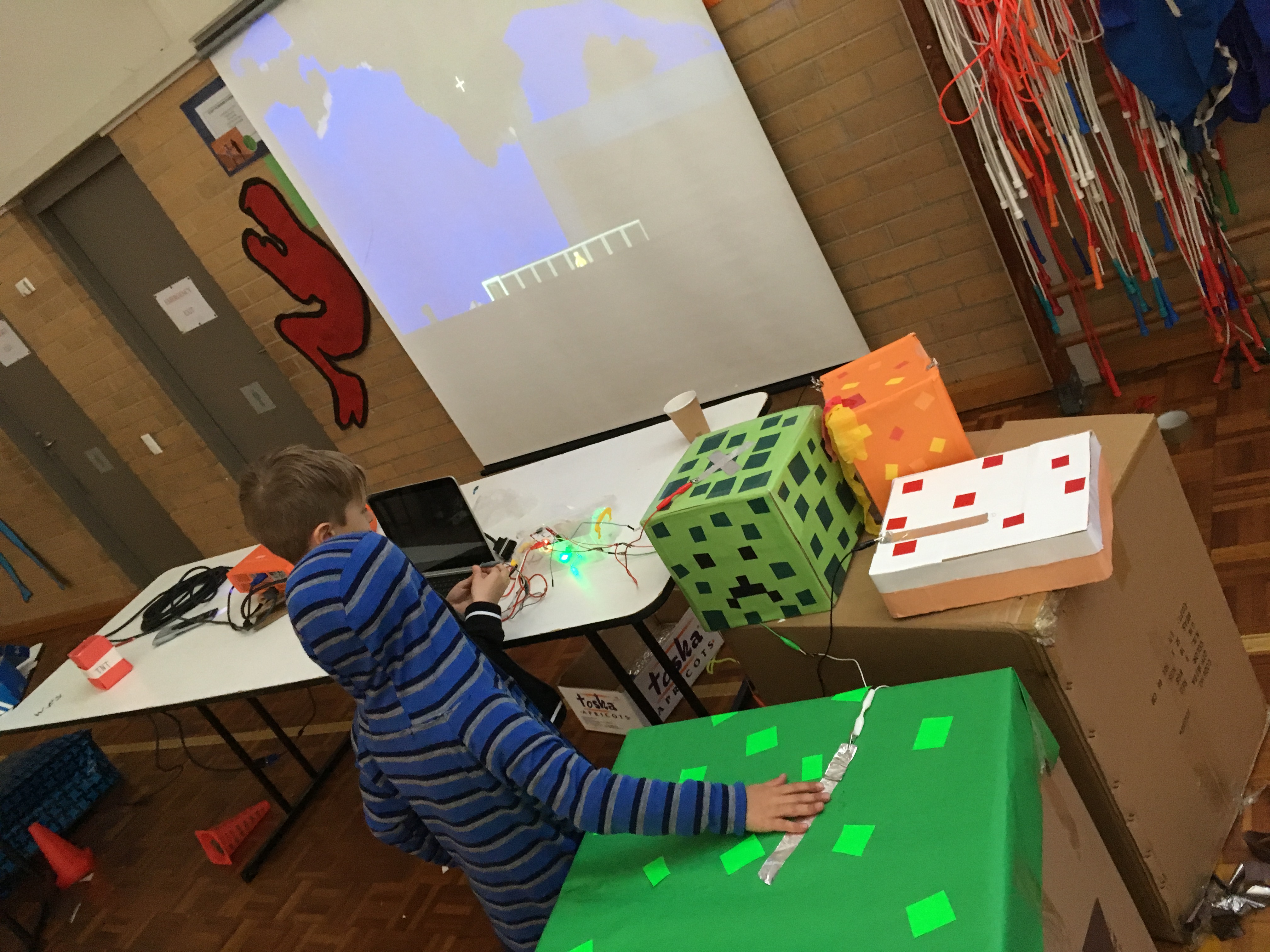 Minecraft school holiday program