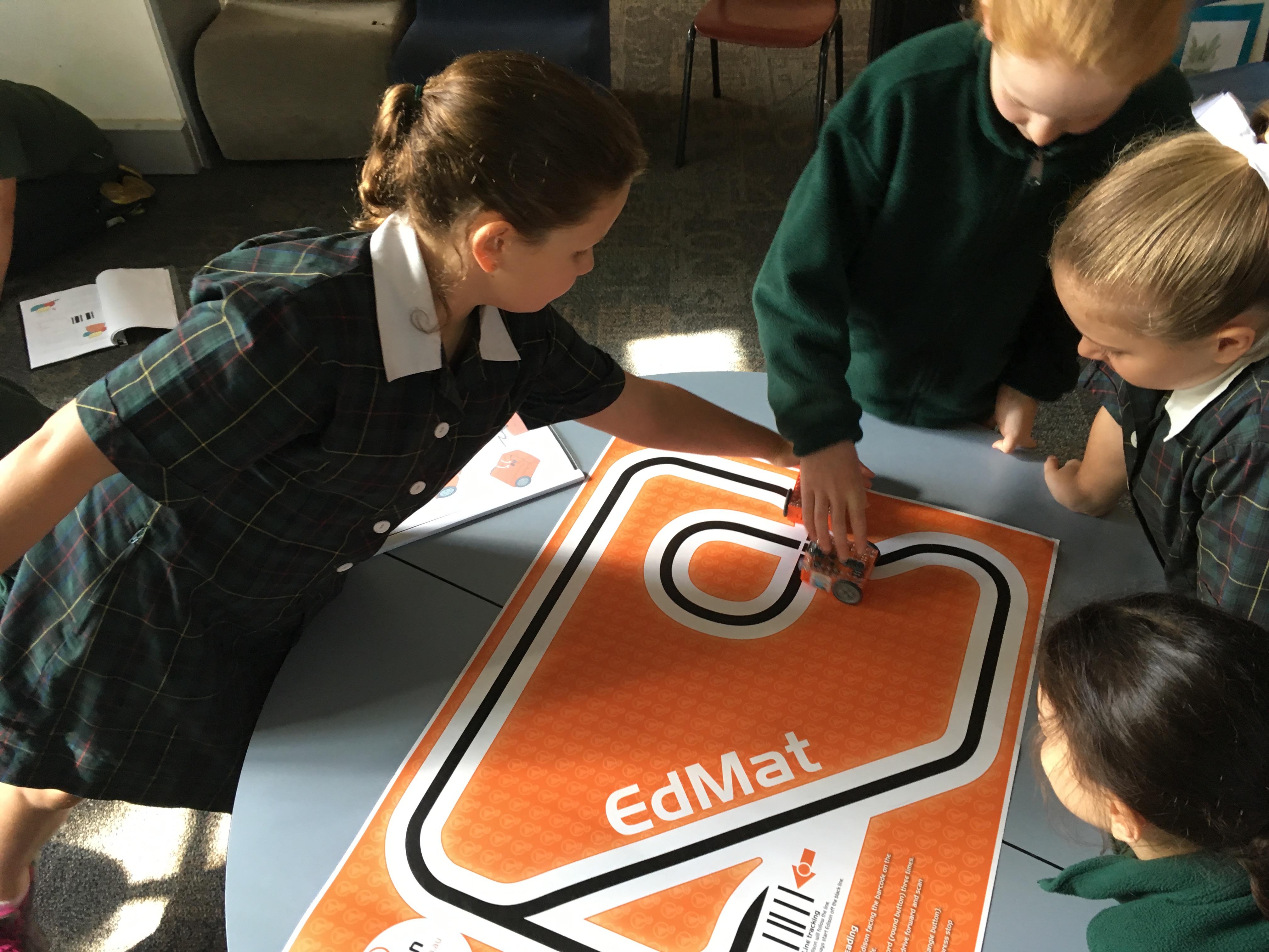 Grade 3/4 robotics coding incursion