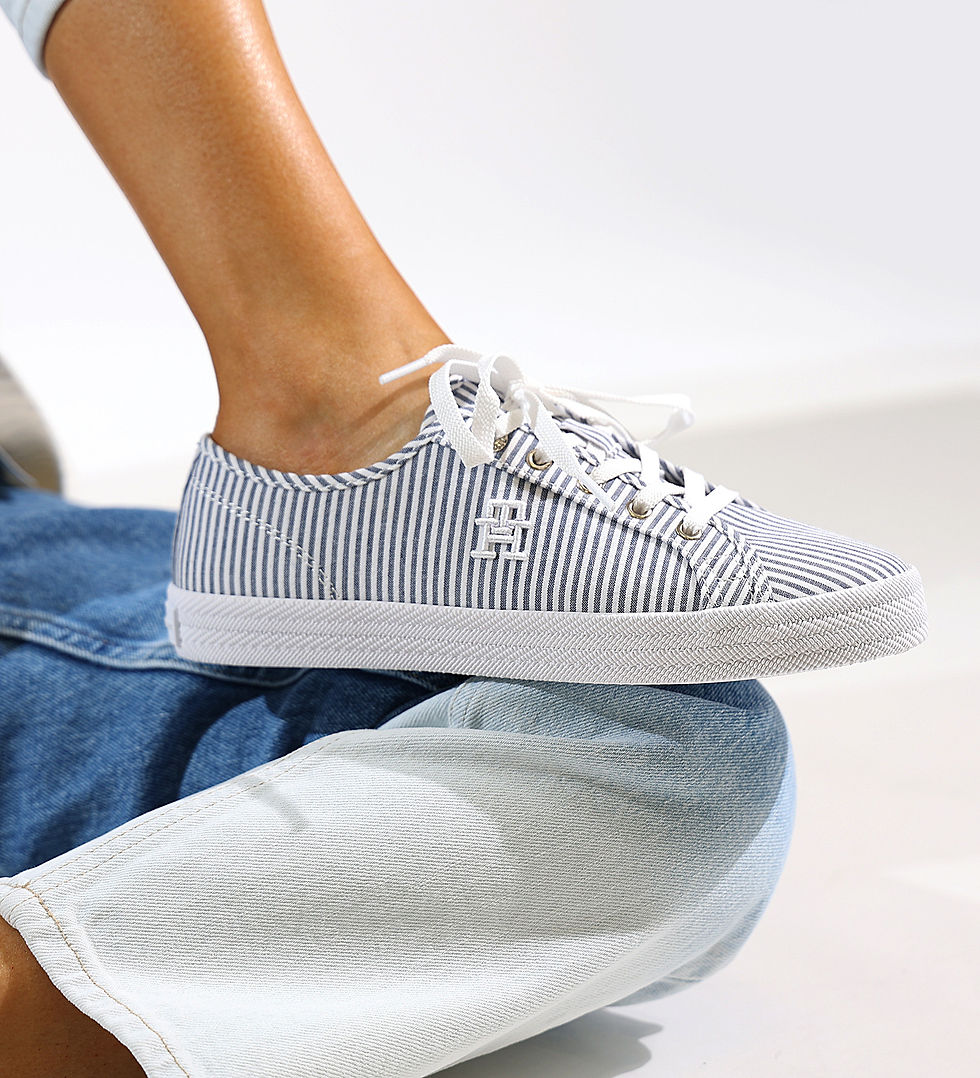 תמונה ממוזערת: Tommy Hilfiger shoes women