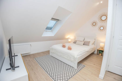 Chambre 5 ouverte sur chambre 6 - Dreamland House - Location maison Villeneuve-le-Comte
