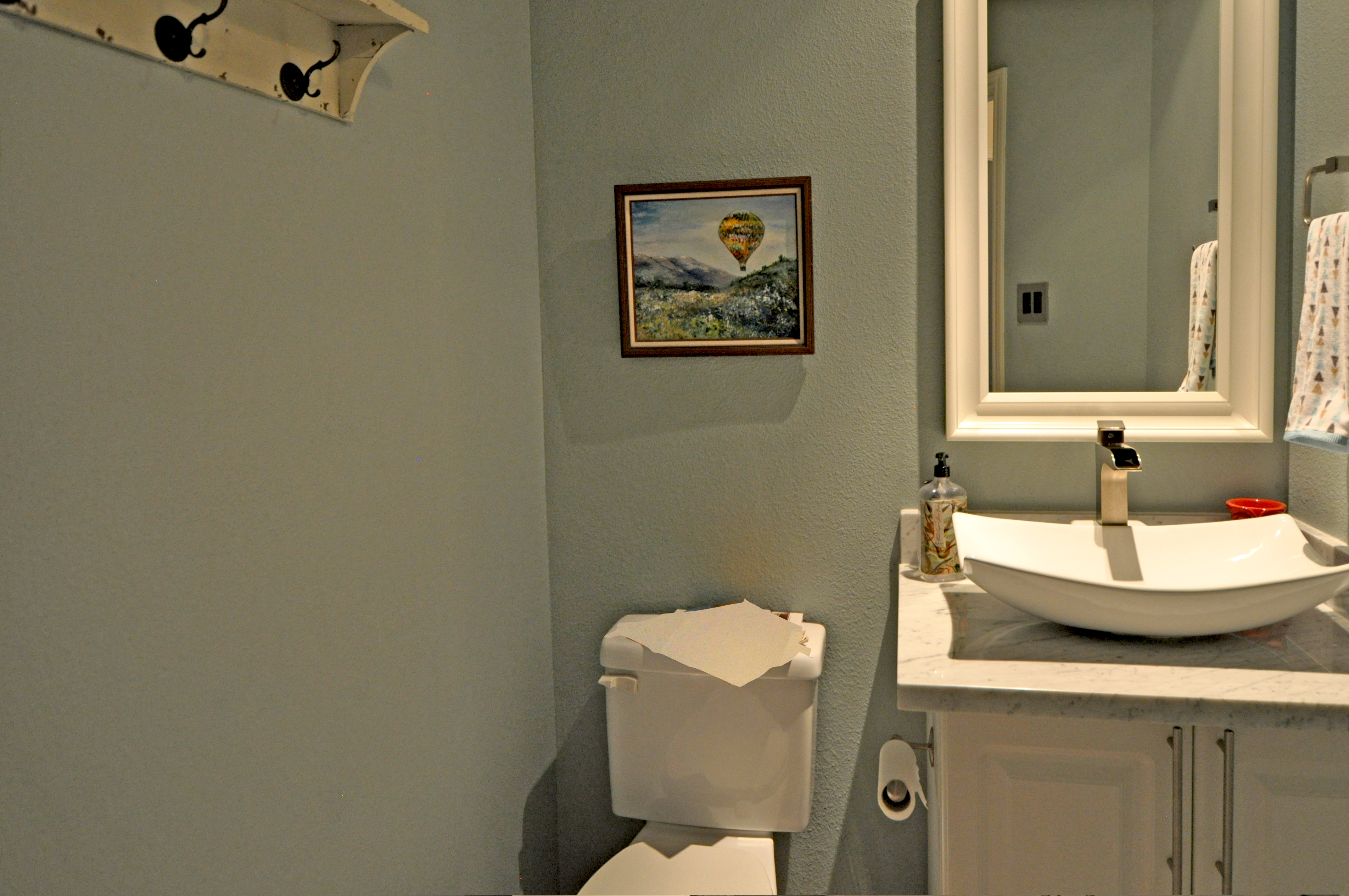 Powder room