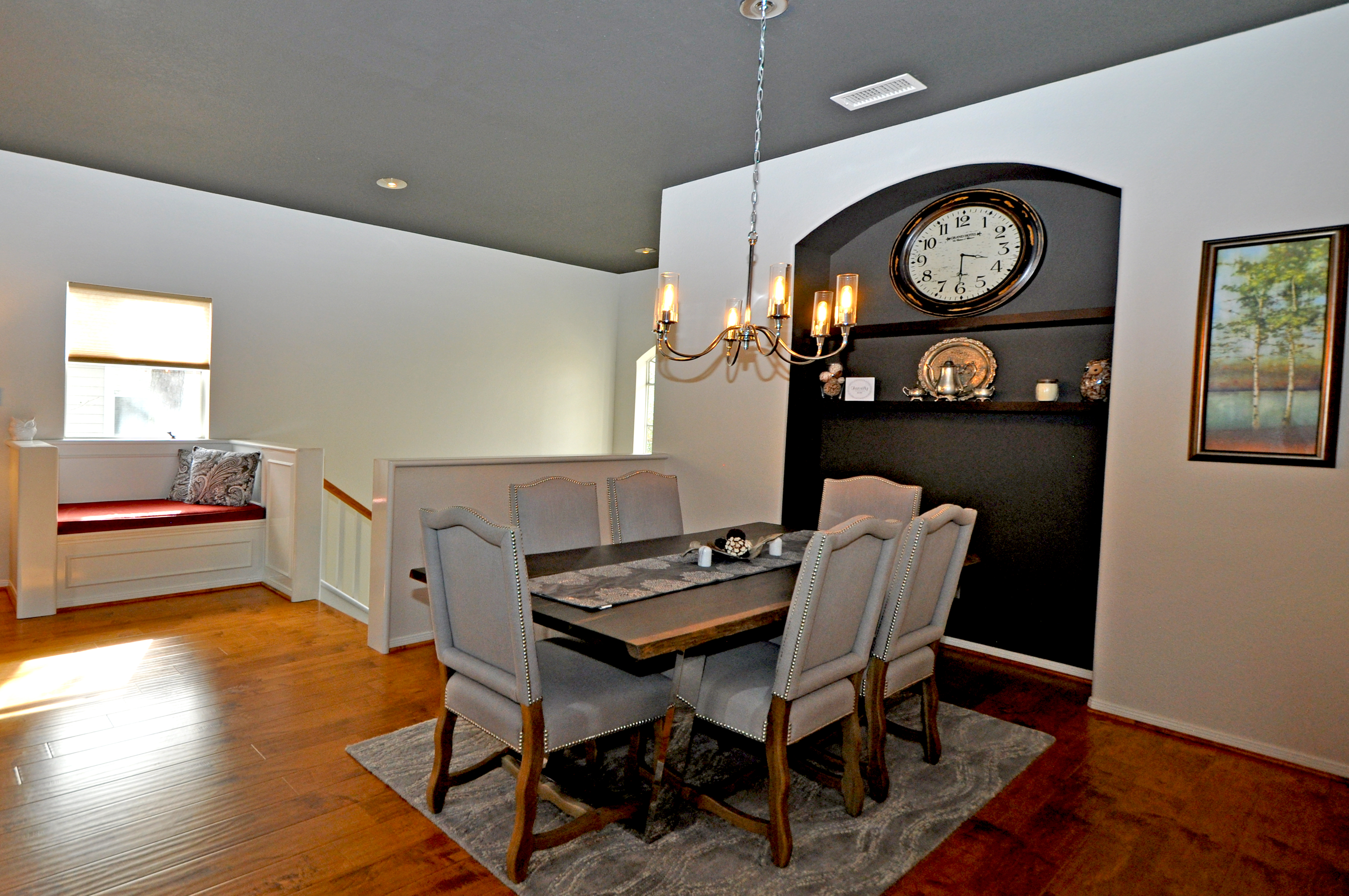 Formal Dining