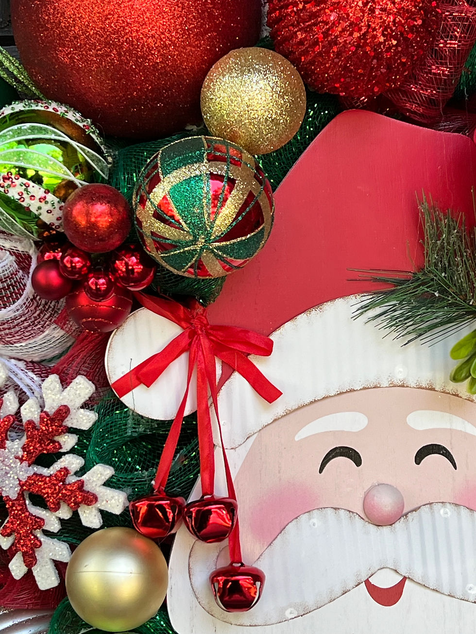 Thumbnail: Jolly Santa Claus Wreath