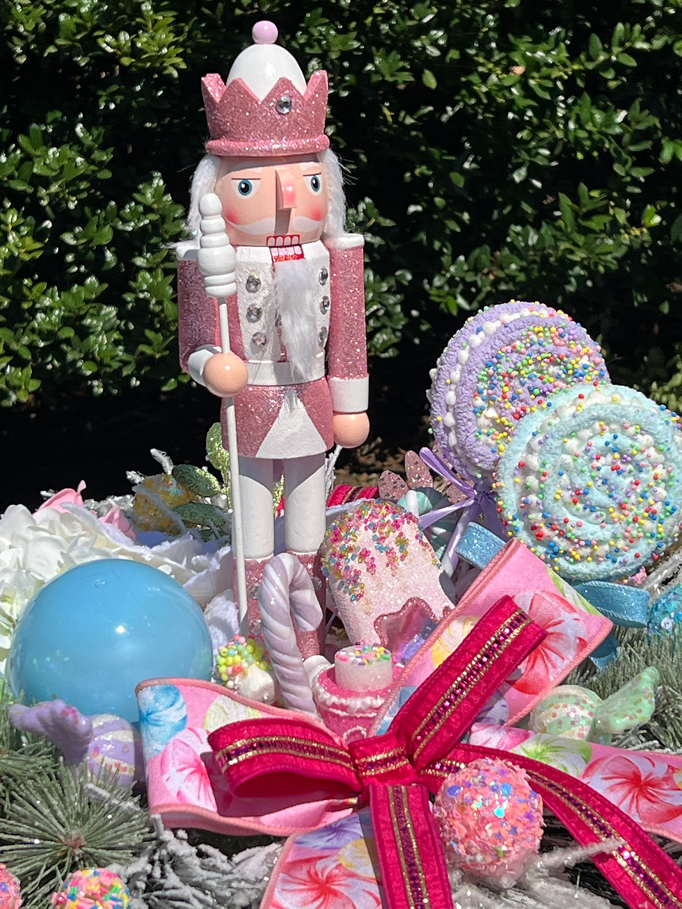 Thumbnail: Nutcracker Candyland Centerpiece