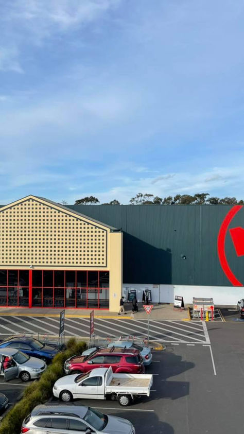 BUNNINGS Repaint