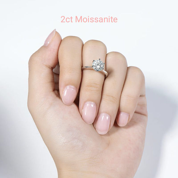 Thumbnail: Solitaire Moissanite Diamond Ring (Plain Band)