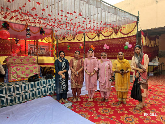 ਸ਼੍ਰੀ ਗੁਰੂ ਨਾਨਕ ਦੇਵ ਜੀ ਦੇ ਪ੍ਰਕਾਸ਼ ਪੁਰਬ ਨੂੰ ਸਮਰਪਿਤ ਸ਼੍ਰੀ ਸੁਖਮਨੀ ਸਾਹਿਬ ਜੀ ਦੇ ਪਾਠ ਅਤੇ ਸਾਲਾਨਾ ਇਨਾਮ ਵੰਡ ਸਮਾਰੋਹ ਕਰਵਾਇਆ ਗਿਆ