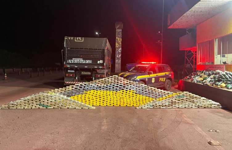 Carga de drogas e o motorista foram encaminhados à delegacia da PF em Corumbá