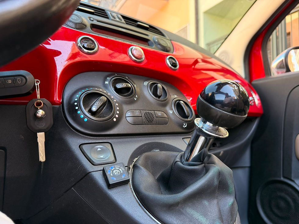 Miniatura: Fiat 500 C cabrio 1.4 benzina e GPL anno 2010