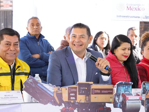Alejandro Armenta supervisa avance del 90% en pavimentación de la calle 12 Oriente