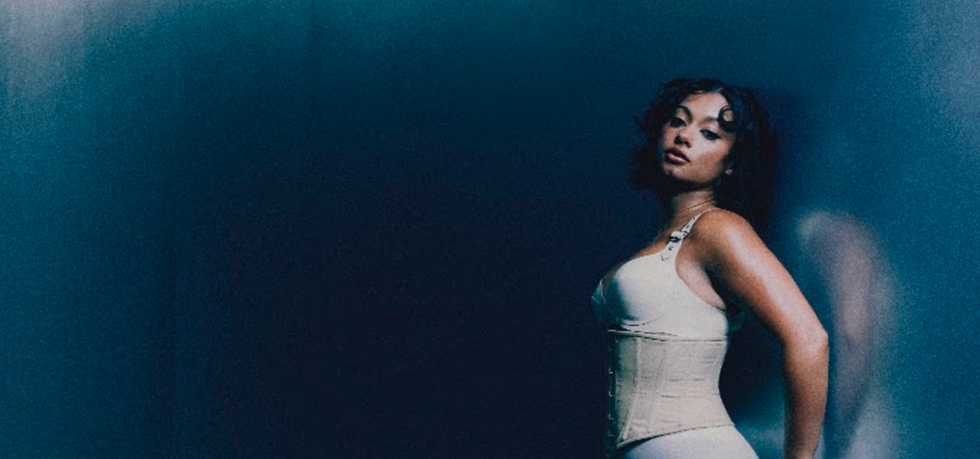 Taylah Elaine begins a new chapter with debut single ‘Look At Me’
