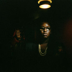 NEW: SIPHO. ft. Shae Universe - Run For Your Life