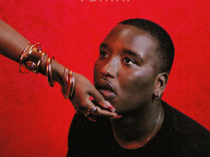 SIPHO. steps into independence with emotionally charged new E.P 'YEARN'