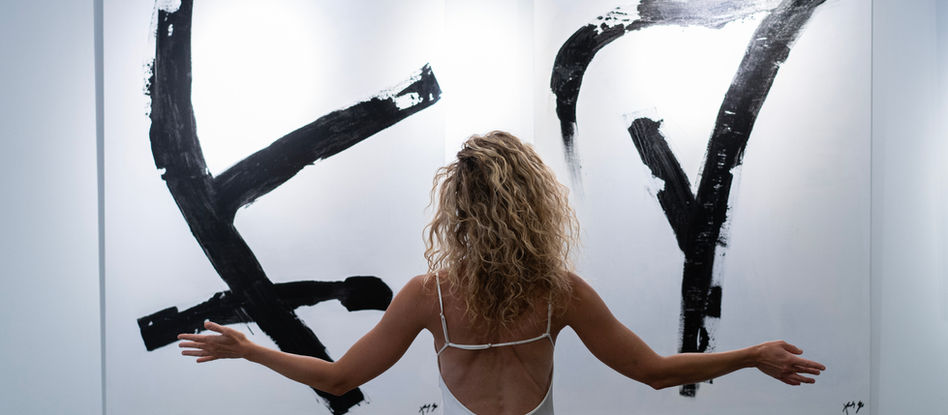 Discover the "Sinergia" International Artists Exhibition in Costa Del Sol, Spain