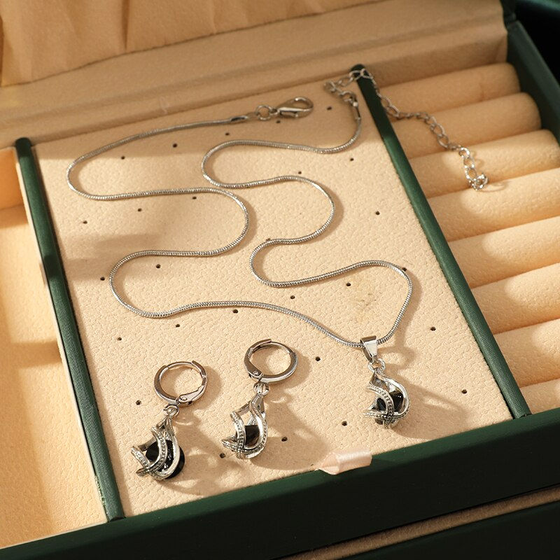 Thumbnail: (Only a few left) Midnight Elegance Jewellery Set (Necklace + Earring)