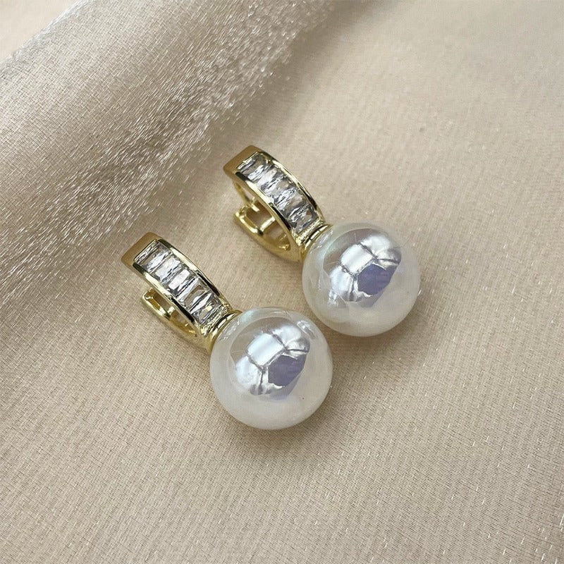 Thumbnail: Celeste Pearl Drop Earrings