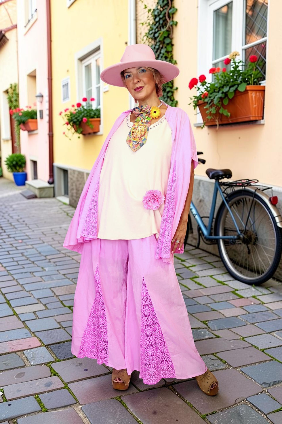 Miniature : 🌸 Ensemble Rose  en Coton et Dentelle 🌸