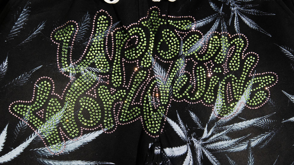 Thumbnail: Leaf Field RhineStone Sweat Shorts