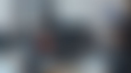 As the green hydrogen market continues to expand, the economies of scale are becoming increasingly significant, leading to a corresponding decrease in costs. The image shows the installation and testing of Hovogen industrial electrolyzers.