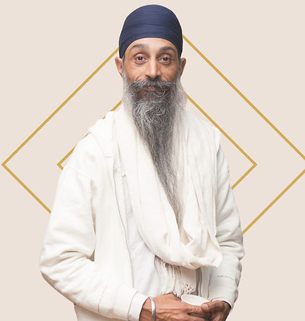 parvinder-2_edited.jpg