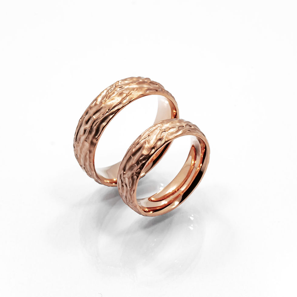 Tyr - Rusztikus Arany Karikagyűrű