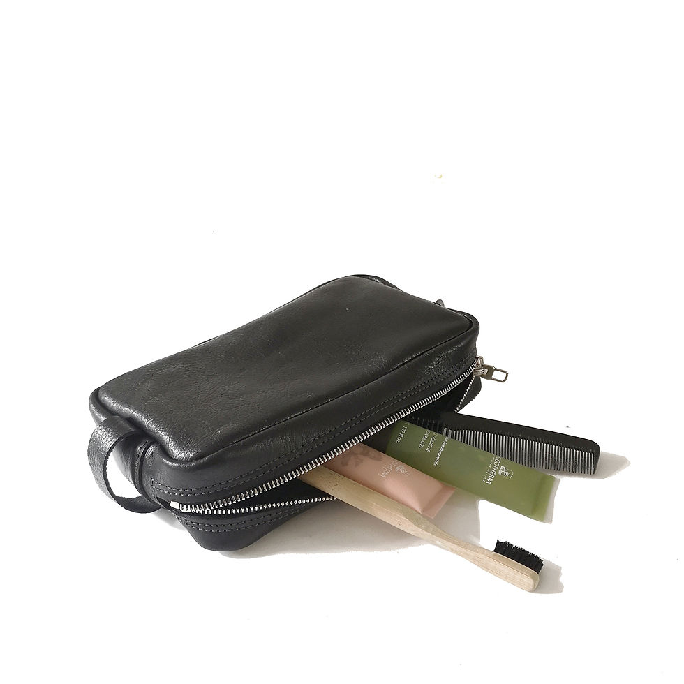 Miniature : trousse de toilette en cuir