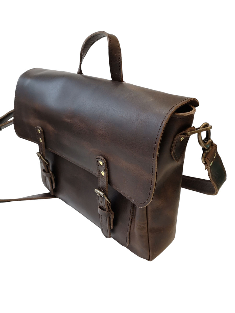 Miniature : coté du sac en cuir marron de forme cartable ou postier pour transporter un ordinateur