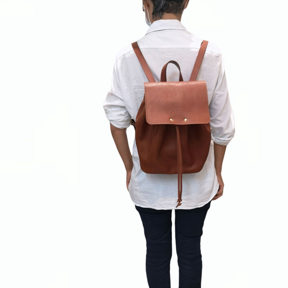 Miniature : sac a dos en cuir porté