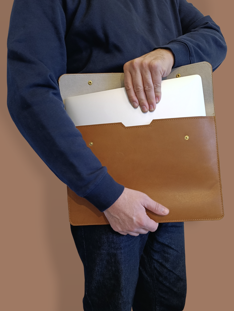 Miniature : Pochette pour ordinateur ou Ipad en cuir