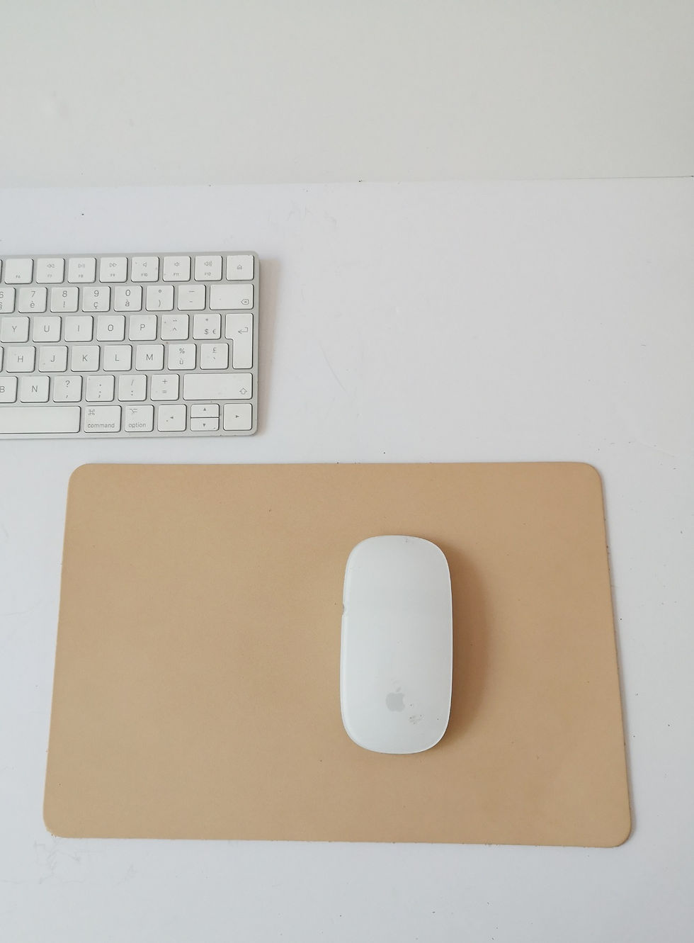 Miniature : accessoire de bureau en cuir naturel couleur nude rectangulaire