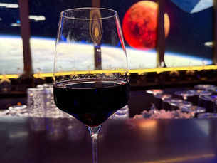 Drinks and Bars on the Disney Wish