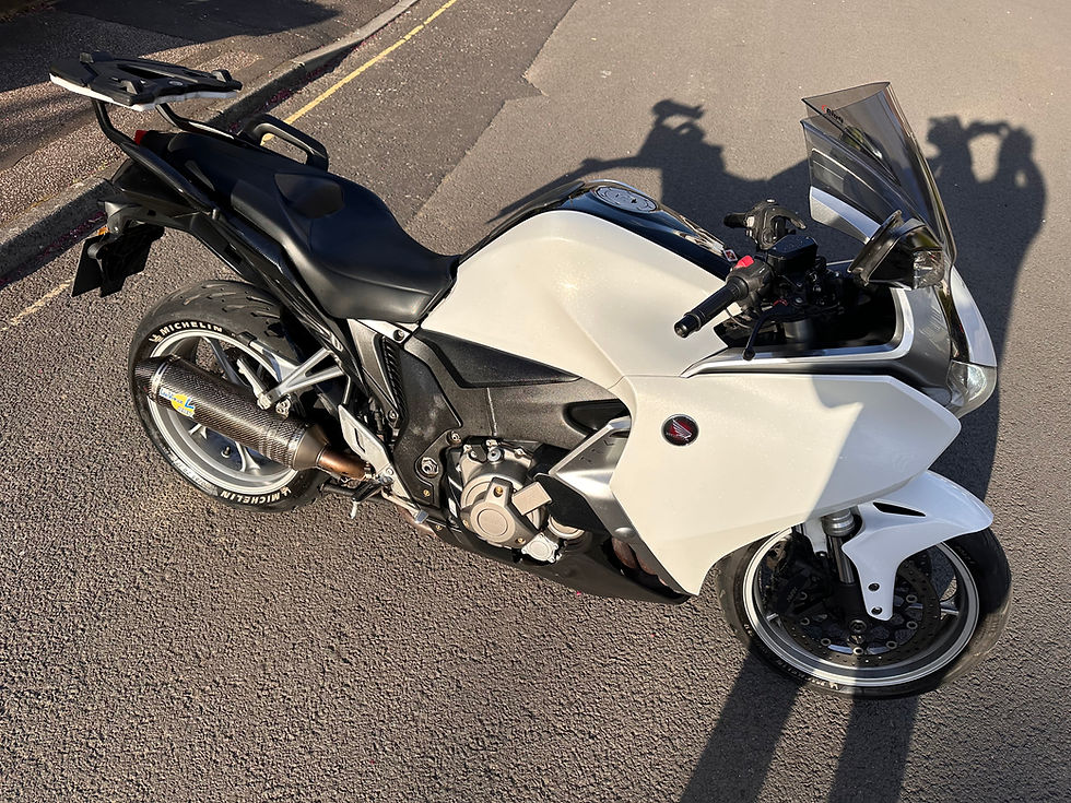 Thumbnail: HONDA VFR1200 DCT 2010 with low mileage 