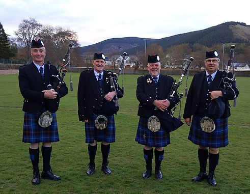 innerleithenpipeband.jpeg