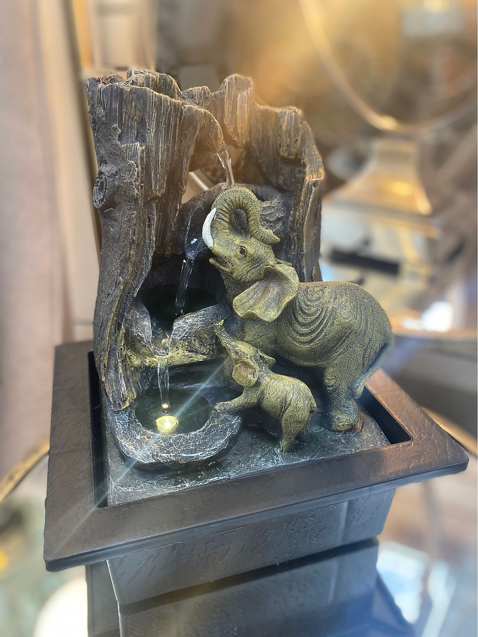 Thumbnail: Elephant water fountain 