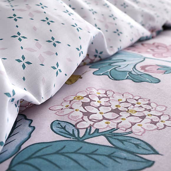 Thumbnail: Catherine Lansfield- Peony Garden Pink Duvet Set 