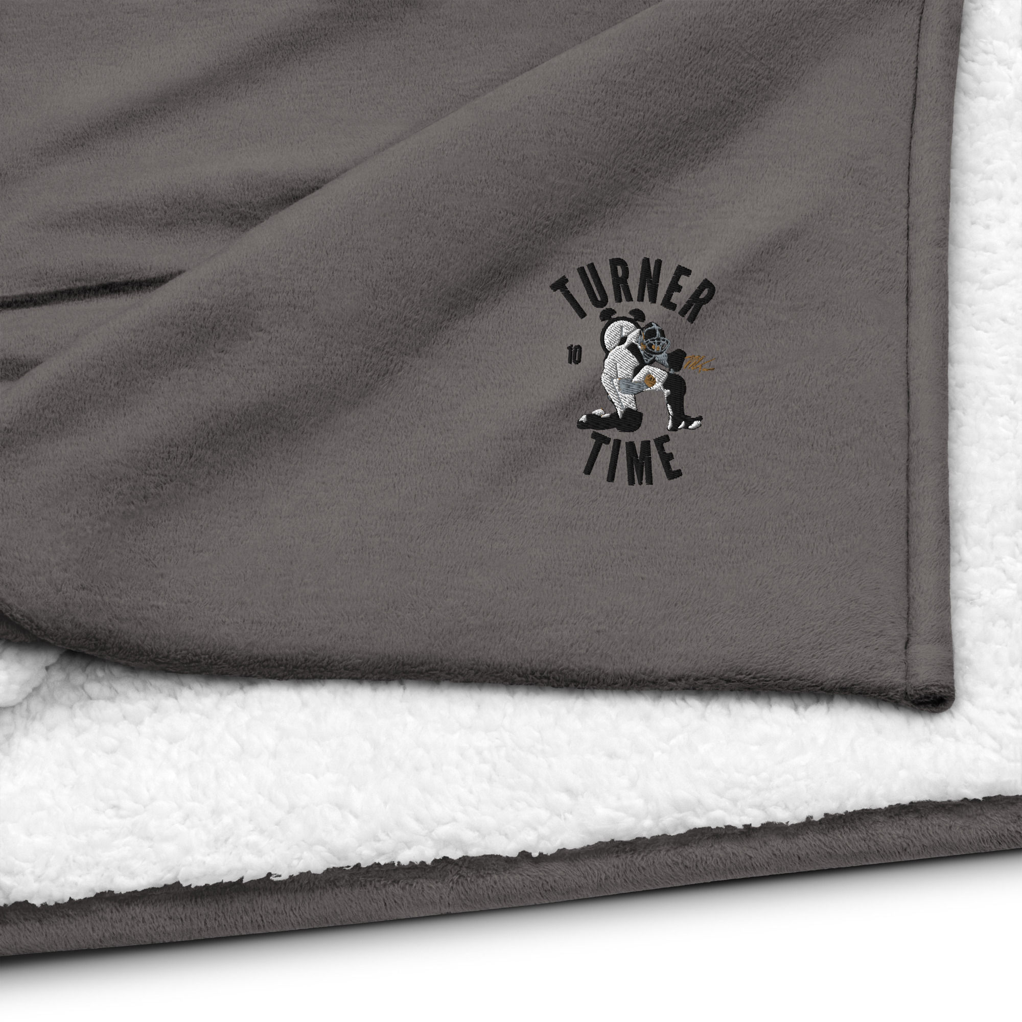 Turner Time Premium sherpa blanket