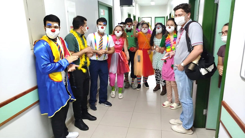 Bloquinho da alegria leva diversão e acolhimento a pacientes no Regional de Marabá